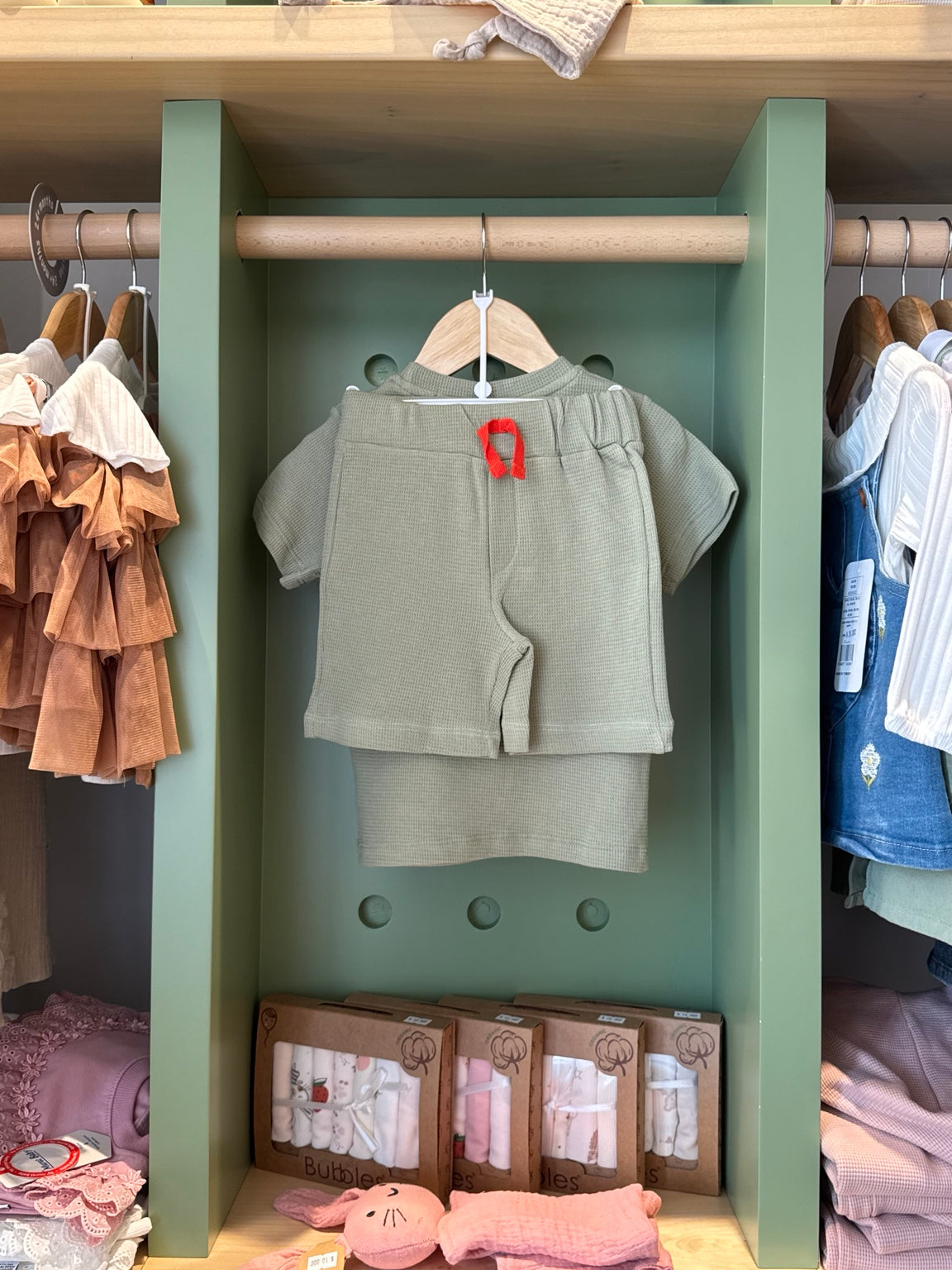 Boy 2pcs Lion Olive Cotton Set back