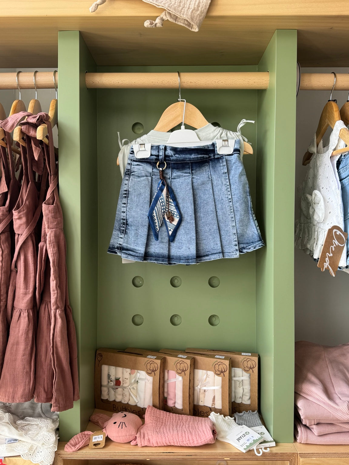 Girl 2pcs Denim Skort Light Mint Top back
