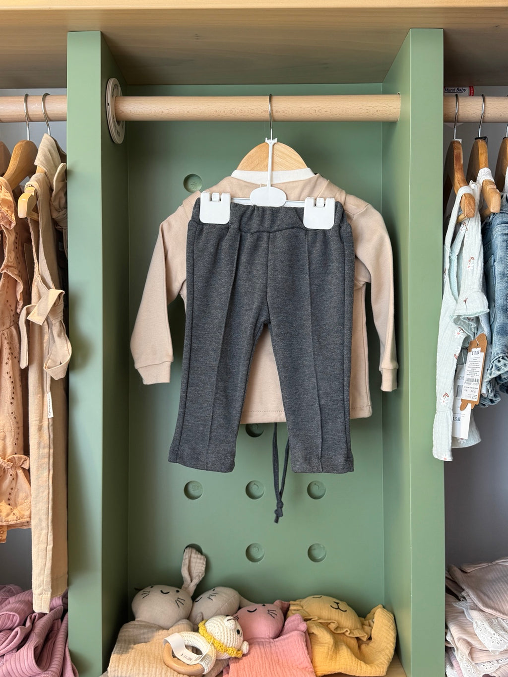 BabyBoy 3pcs Sweatshirt Pant back
