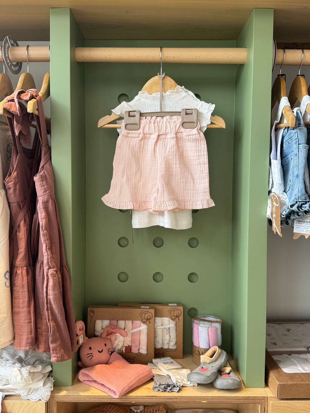 BabyGirl 2pcs Linen Set Light Pink - back