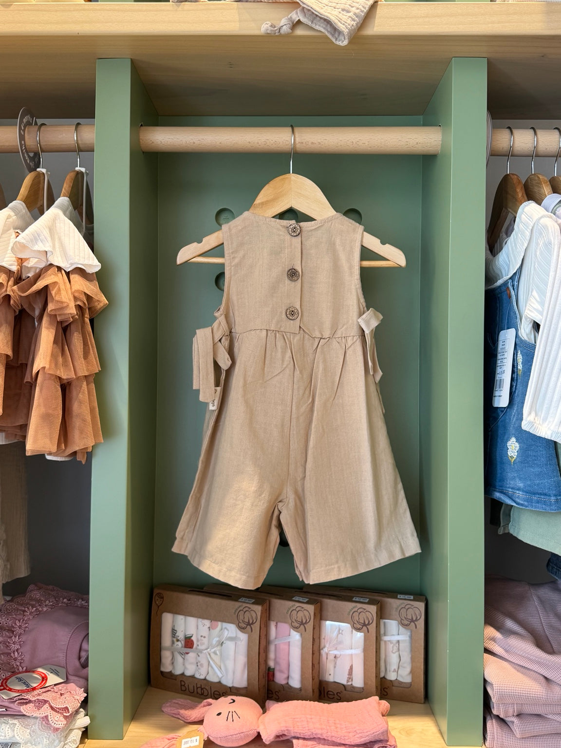 BabyGirl Beige Romper + Headband - back/detail