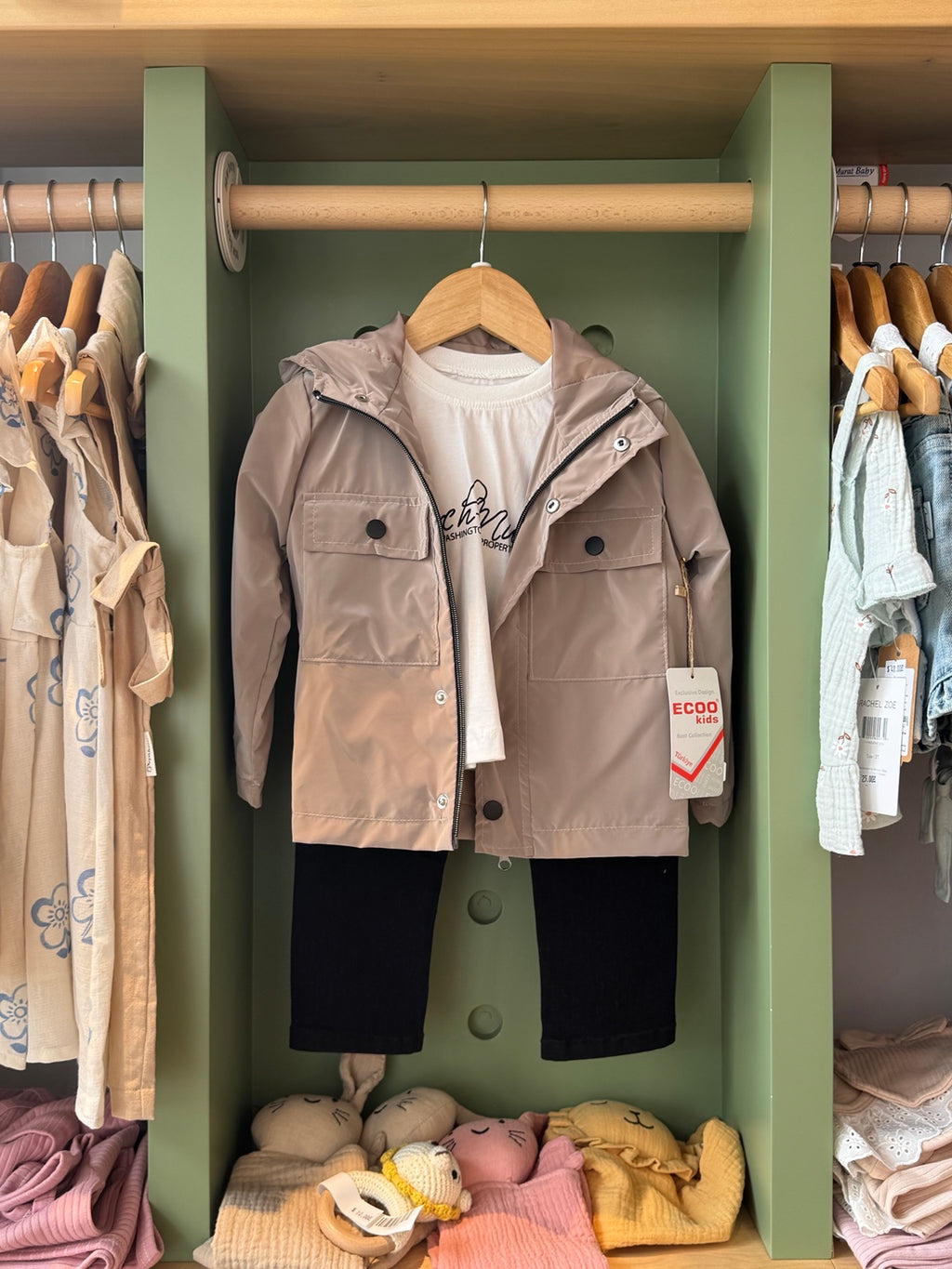 Boy 3pcs Beige Lightweight Jacket Set